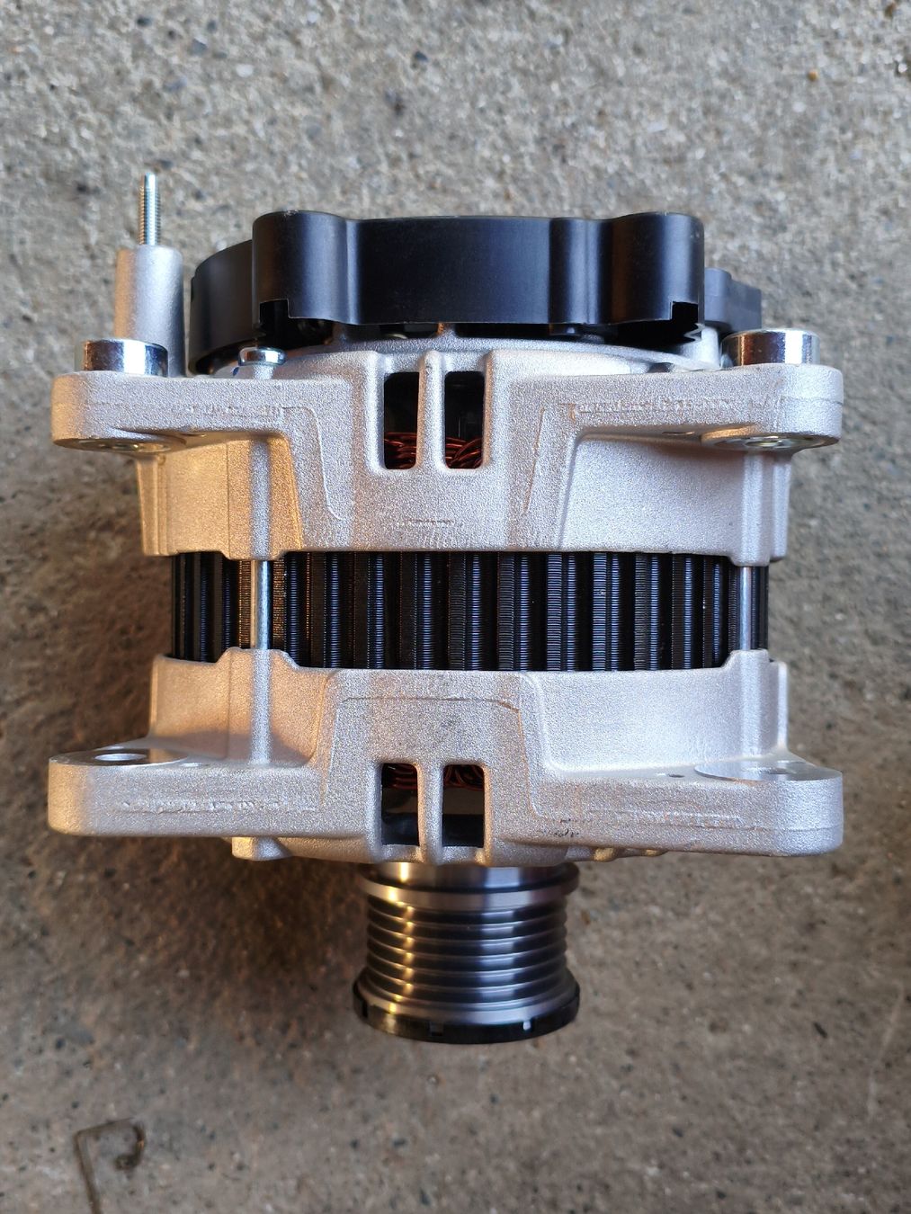 Motori: Lichtmaschine Alternator 180A VW, Škoda oder SEAT – Nuovo e nell'imballaggio originale da Boswil venduto da Ast3 3