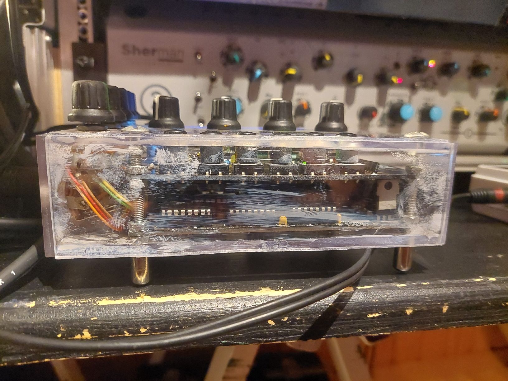 Musikinstrumente: Mutable Instrument Shruti-01 version basic +1x boîtier acryl – Gebraucht aus Courtepin von Organikal 1