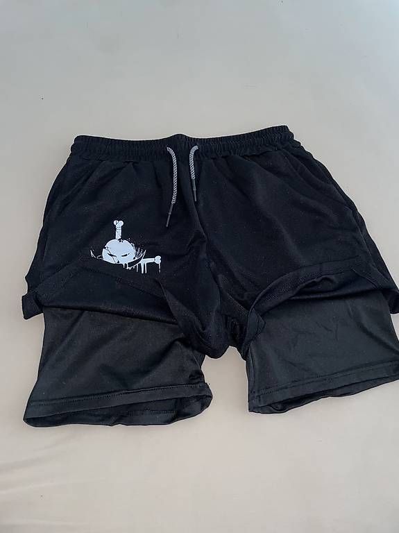 Pantalons: Whitebeard Trainingsshorts M – D'occasion à Mettmenstetten par ben_rrp2 1