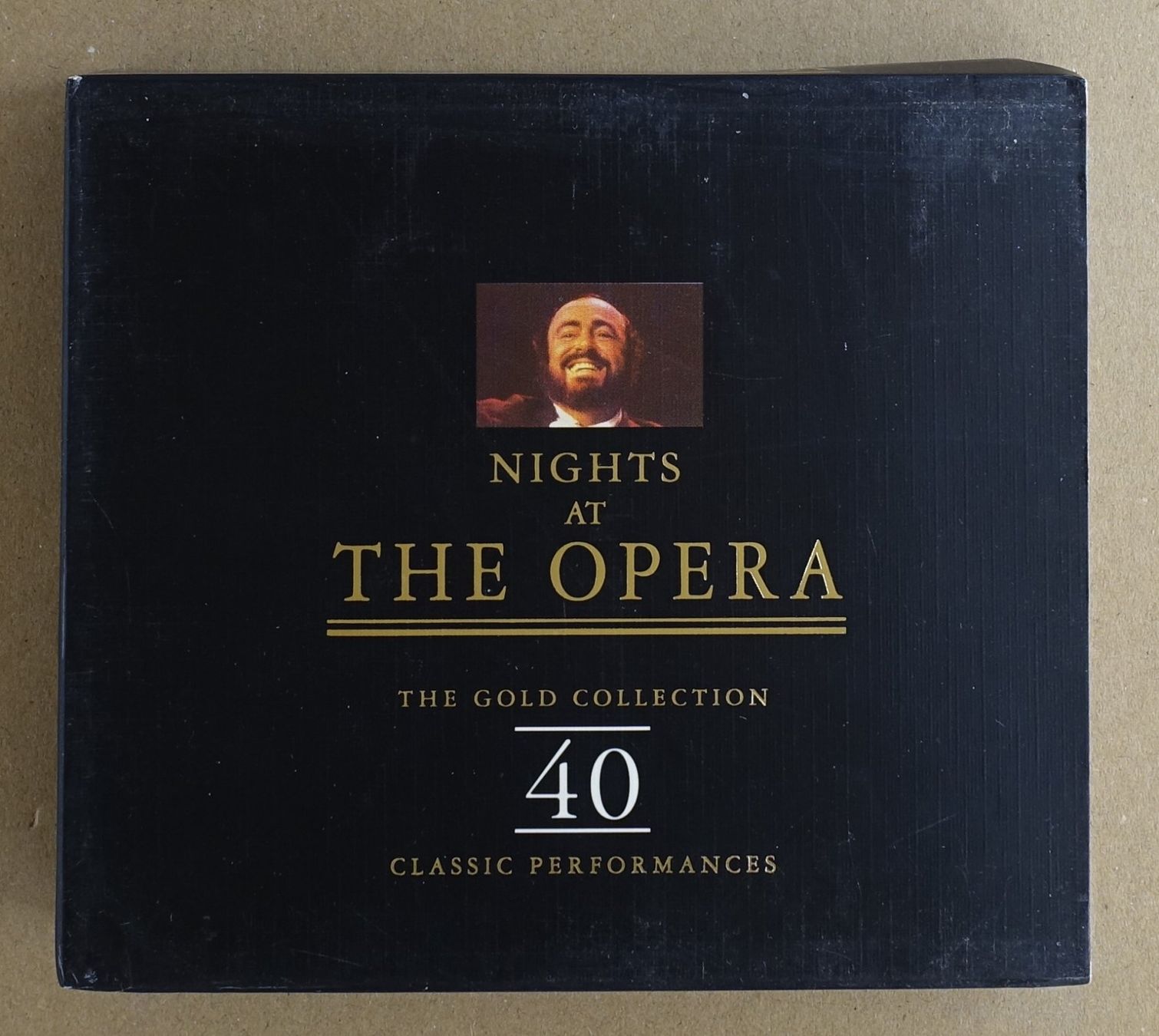 CD: Nights At The Opera (2 CDs) - F19 – Usato da Sessa venduto da fraenklishop
