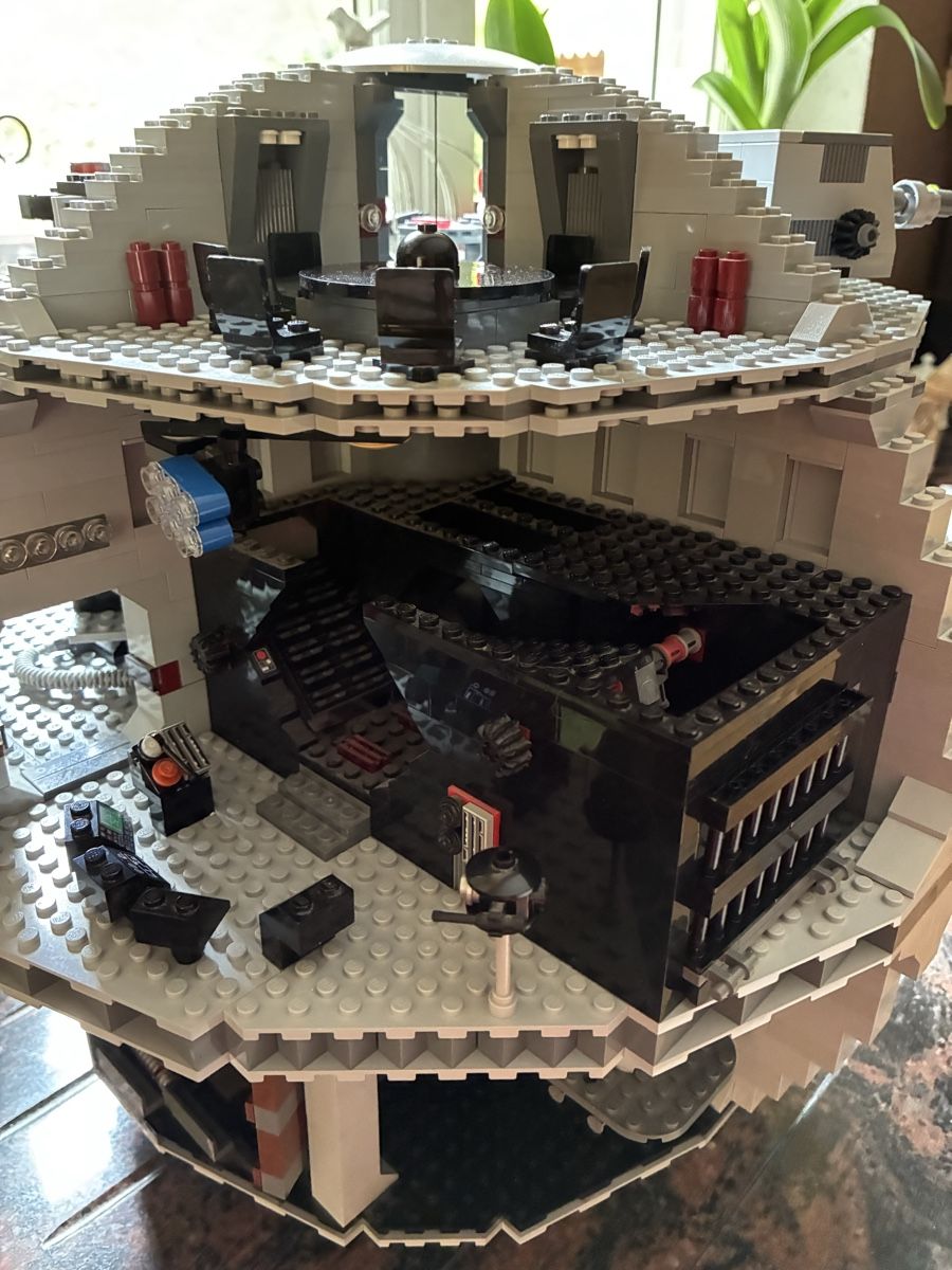 Lego Spielzeuge: Lego Star Wars Todesstern 10188 – Gebraucht aus sargans von Angamar 7