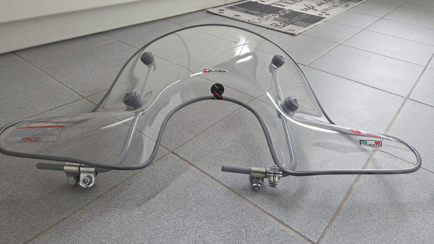 Vespa Tutti i ricambio per moto: Vespa PX Windschutzscheibe – Usato da St.Gallen venduto da Cipi15 3
