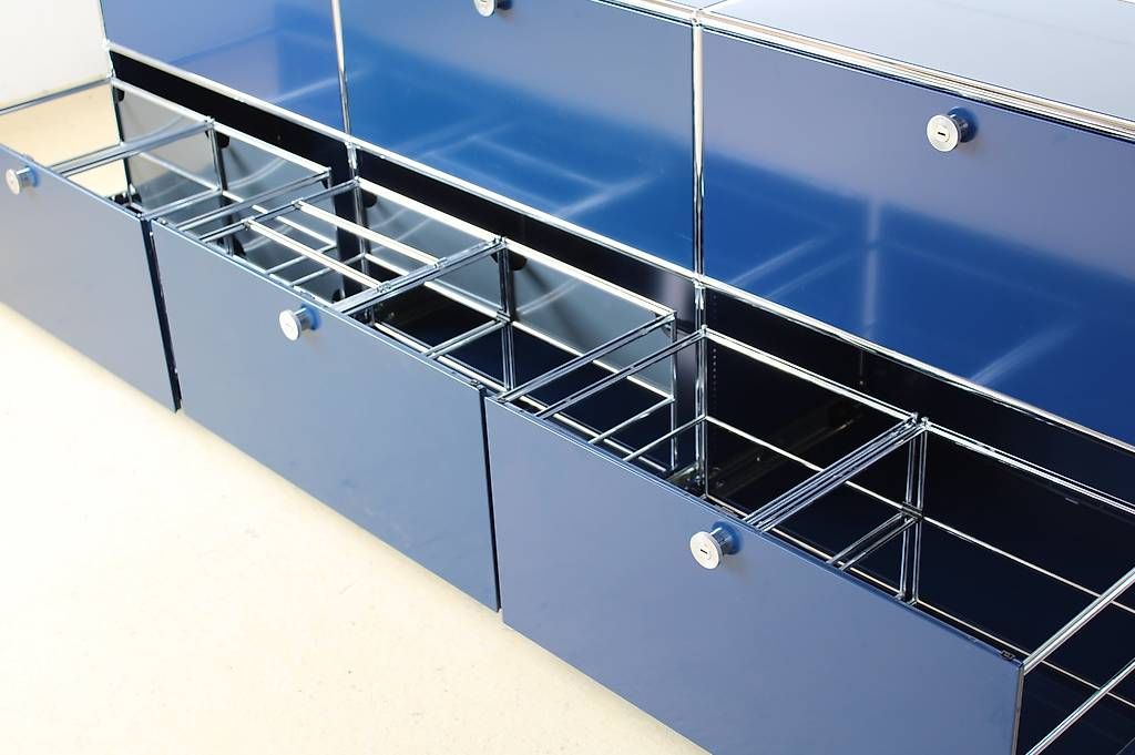 USM Scaffali: USM Sideboard in Stahlblau, neuewertig – Usato da Meinisberg venduto da atelier_TILIJA 5