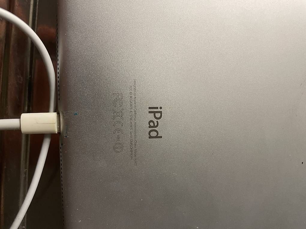 Tablet PC: iPad zu vekaufen – Gebraucht aus Zürich von faberst 2