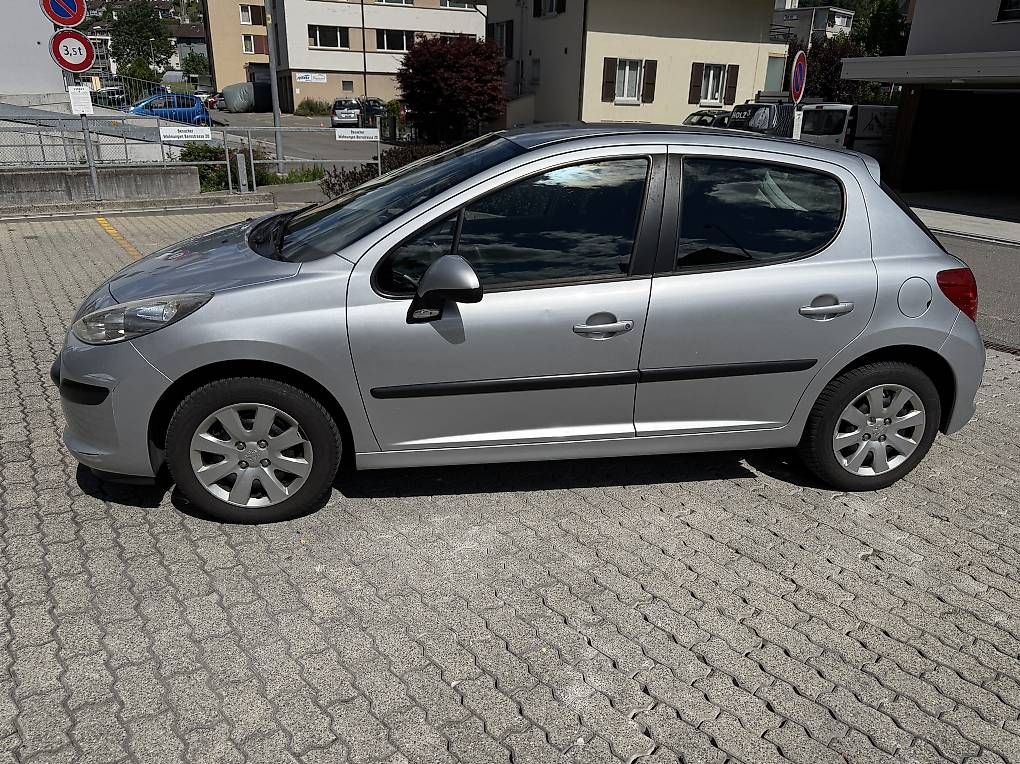Peugeot Autos: Peugeot 207 – Gebraucht aus Thun von alb_tn8n 1