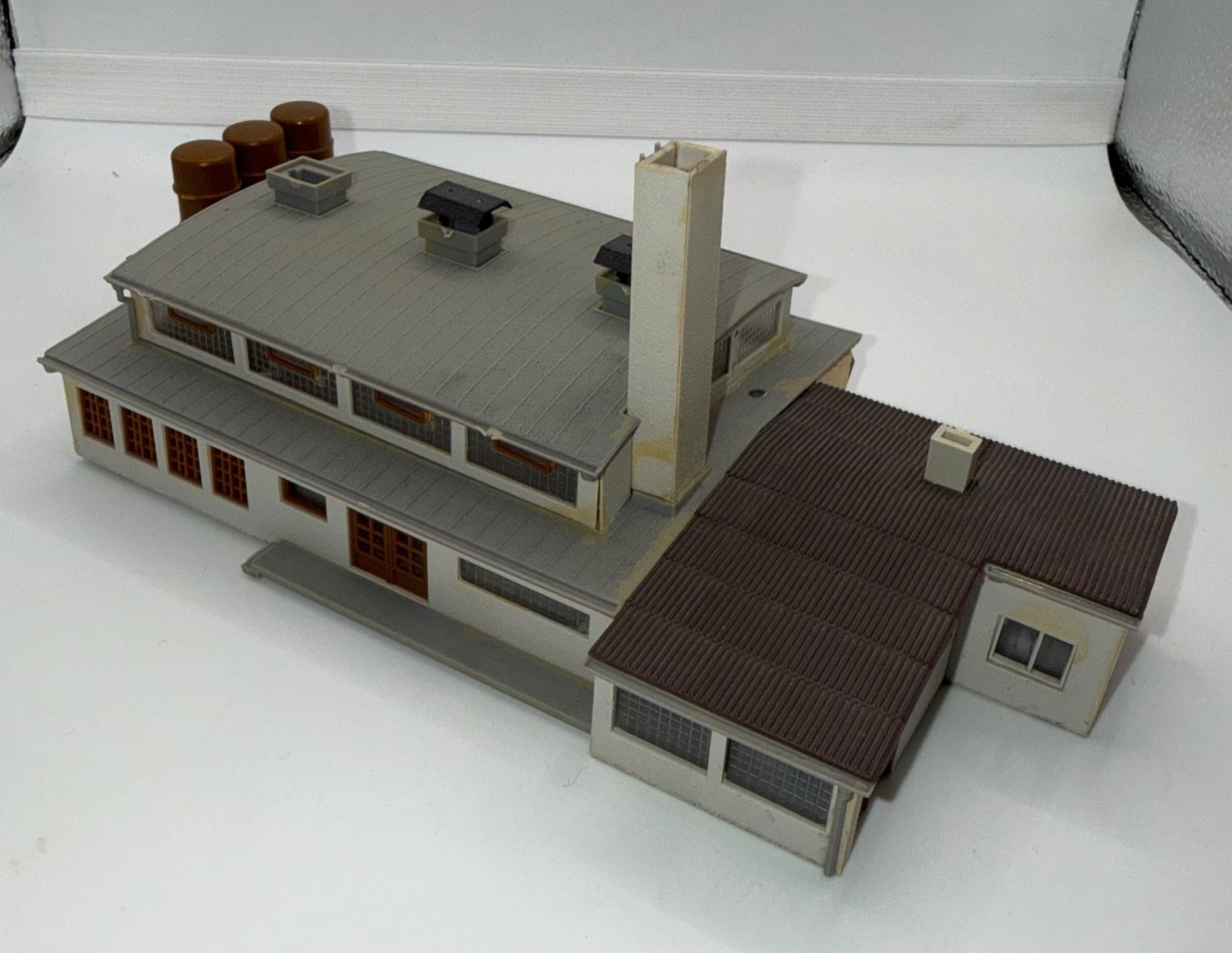 Modellini di ferrovie: Haus Spur N Fabrik – Usato da Mühledorf BE venduto da ericgrunder_12 1