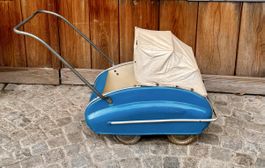 Kinderwagen alt blau mit Verdeck guter Zustand