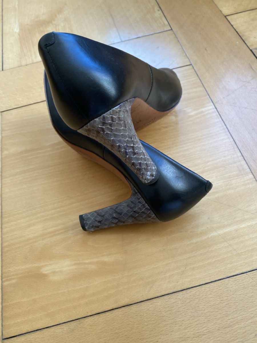 Marc Jacobs Scarpe da donna: Marc by Marc Jacobs Echtleder Pumps, Schlangenmuster, 38 – Usato da Zürich venduto da BarbaraSxh 1
