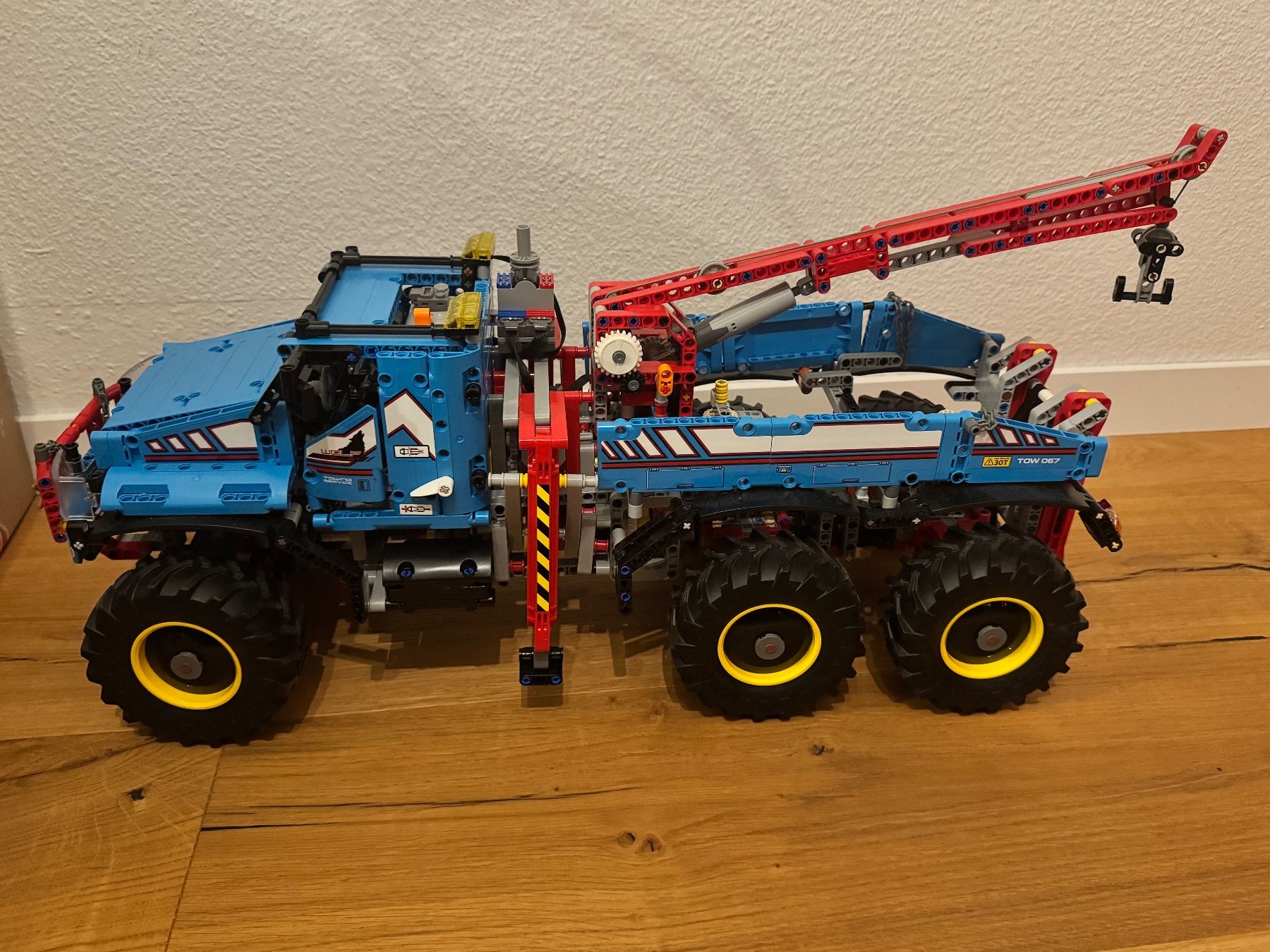 Lego Kit di costruzioni: LEGO Technic 42070 - Allrad-Abschleppwagen – Usato da Rorschacherberg venduto da LIAMTHEHERO 3