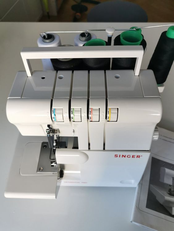 Singer OverlockNähmaschine 14SH644 Kaufen auf Ricardo