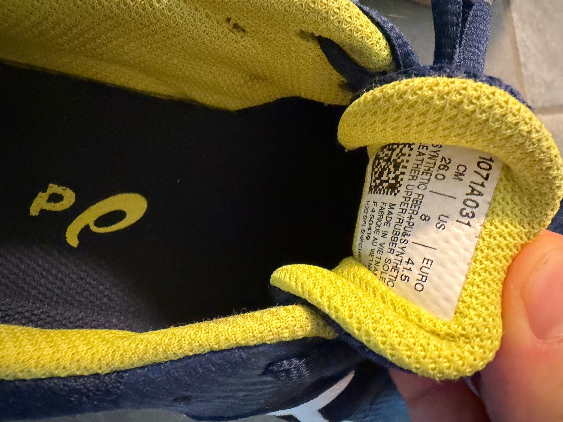 Asics Chaussures hommes: Asics Sportschuhe Gr.41,5 – D'occasion à Winterthur par flyingmatt 4