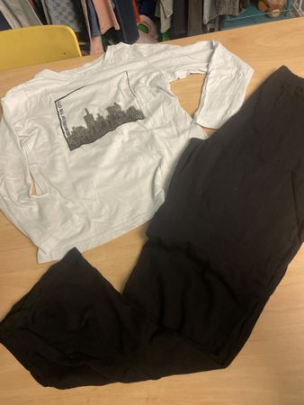 Jungen Pyjama Set Gr. 134/140Langarm