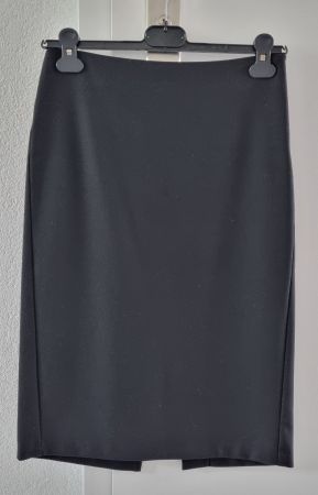 Benetton Business Rock Schwarz Gr. 34
