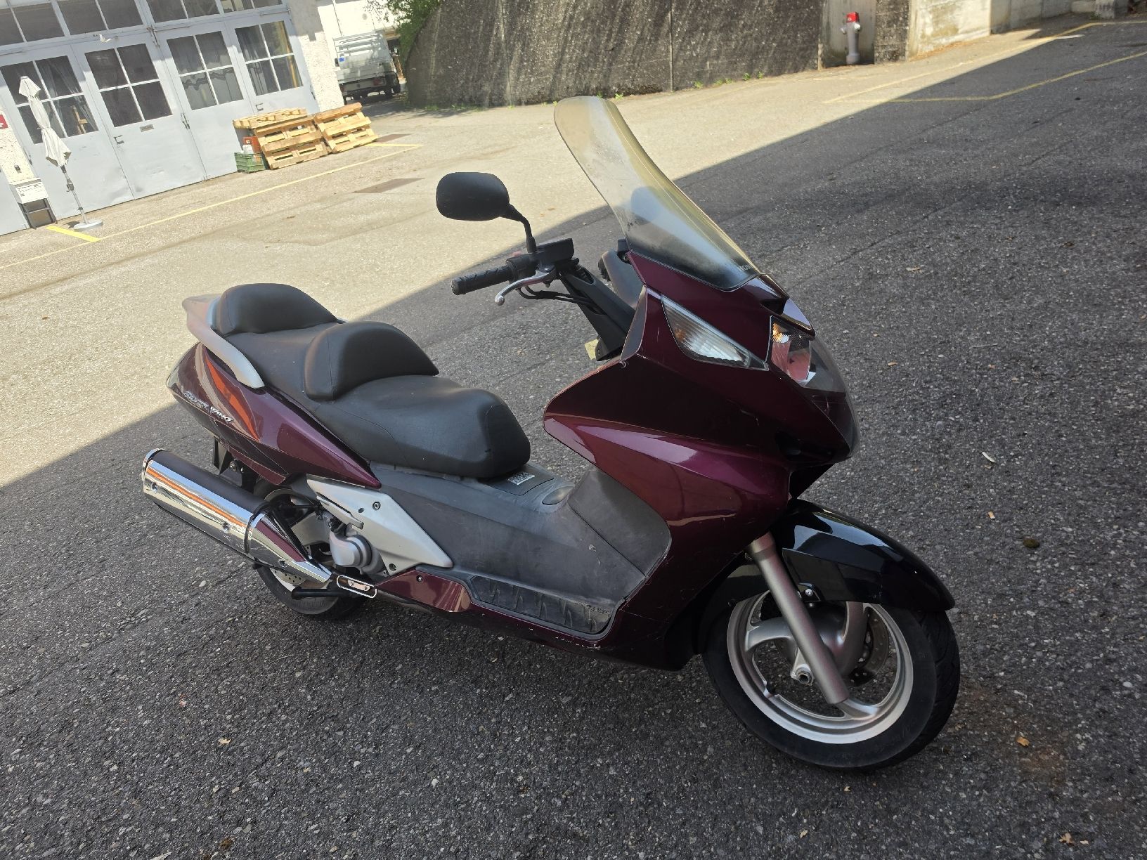 Honda Scooters: Honda SilverWing 600 – Gebraucht aus Flurlingen von CarsAndBike 3