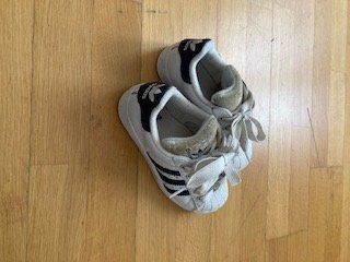 Adidas Scarpe per ragazzi: Basket Adidas t.29 – Usato da Boudry venduto da Lamue01 1