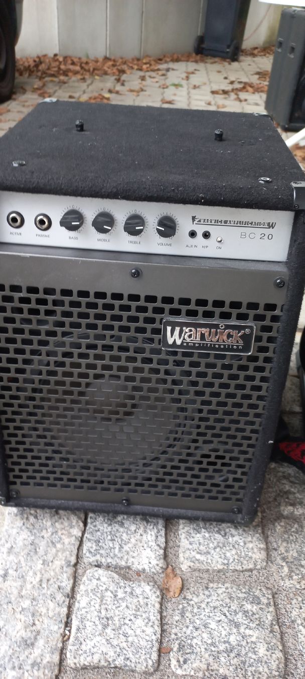 Strumenti musicali: Basgitarre mit Verstärker und sendeanlsge WIRELESS – Nuovo (secondo la descrizione) da Schaffhausen venduto da raj_f5dm 3