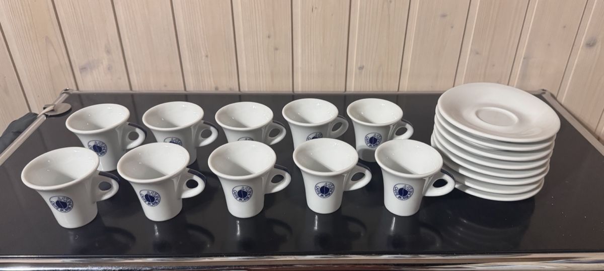 Services de table: Borbone Espresso Tassen Set mit Unterteller weiss – D'occasion à Münchenbuchsee par LuiConte