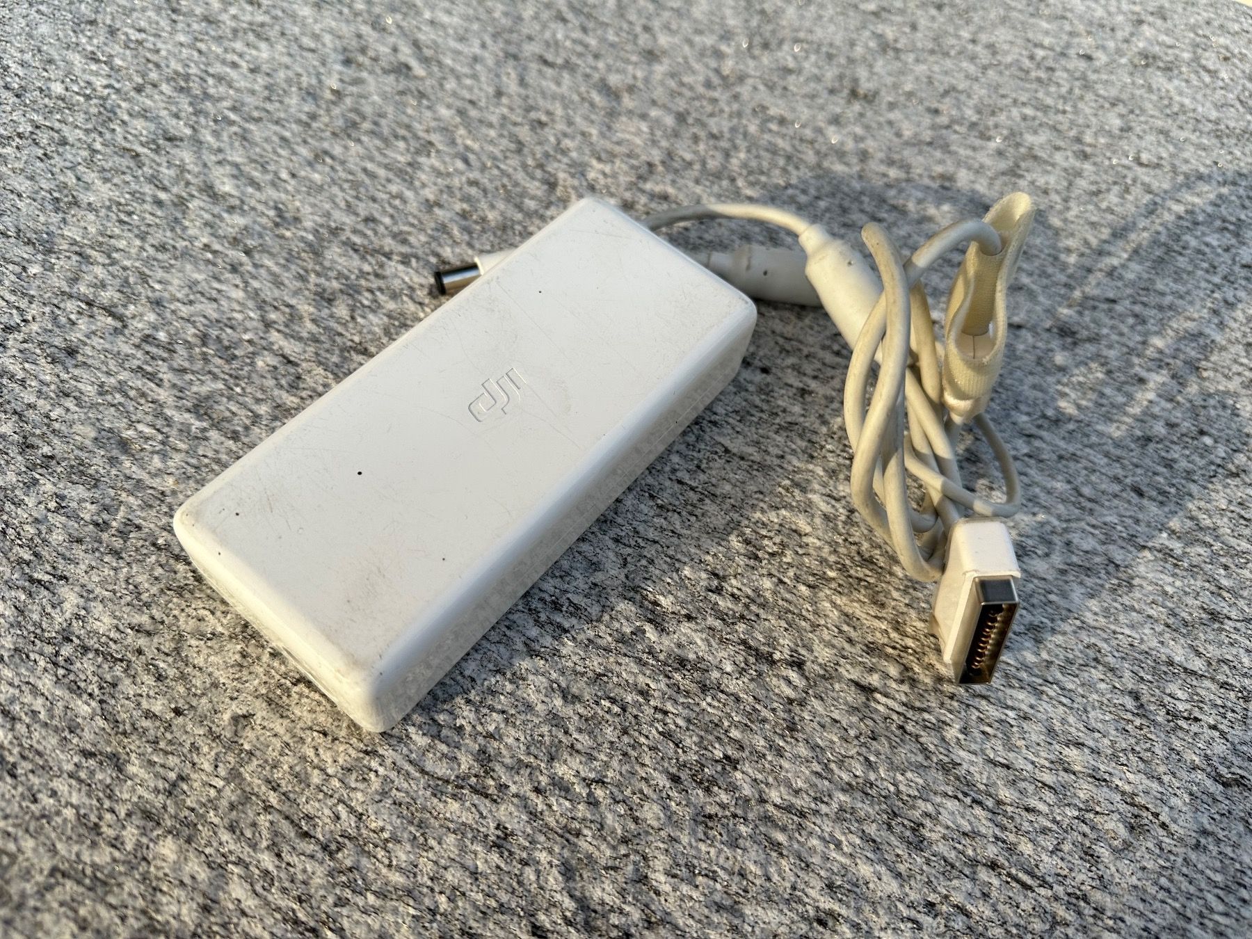 DJI Batterie, Caricabatterie & Alimentatori: Genuine Phantom 4 pro charger tested – Usato da Chiasso venduto da Carrara-Modellismo