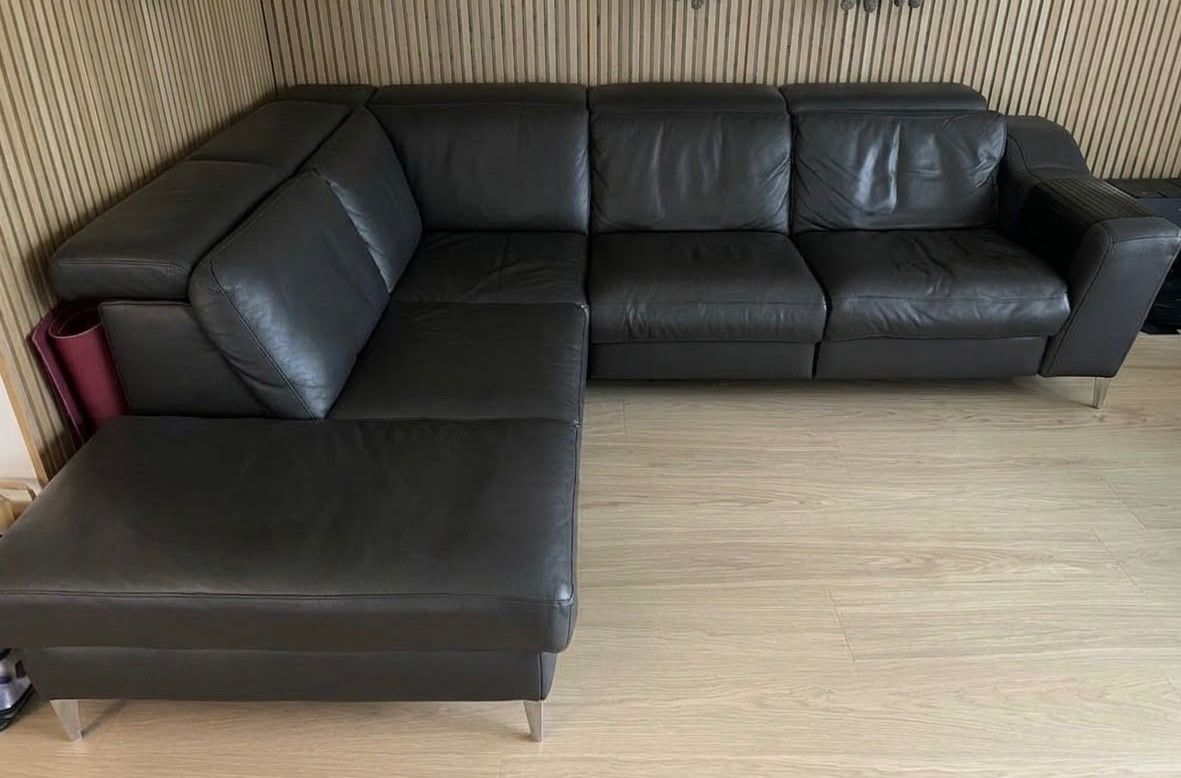 Sofas: Leder-Ecksofa mit 2x Relaxfunktion – Gebraucht aus Boppelsen von bod_75m7