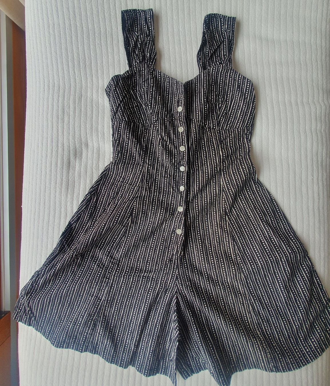 H&M Tute: Magnifique combishort – Nuovo (secondo la descrizione) da Carouge GE venduto da bub_c8hk
