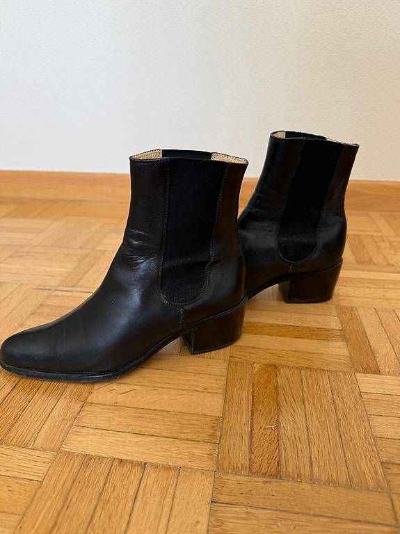 Scarpe da donna: Schwarze Stiefelletten Sergio Rossi – Usato da Rüschlikon venduto da Sanna06 1