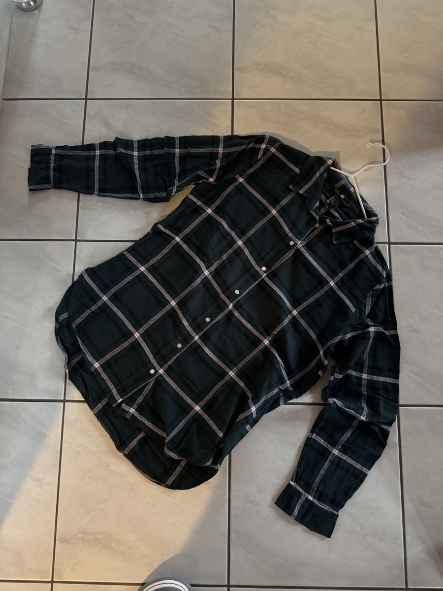 H&M Blusen: Bluse – Gebraucht aus Hergiswil NW von kaufe_bei_kaufmann 3