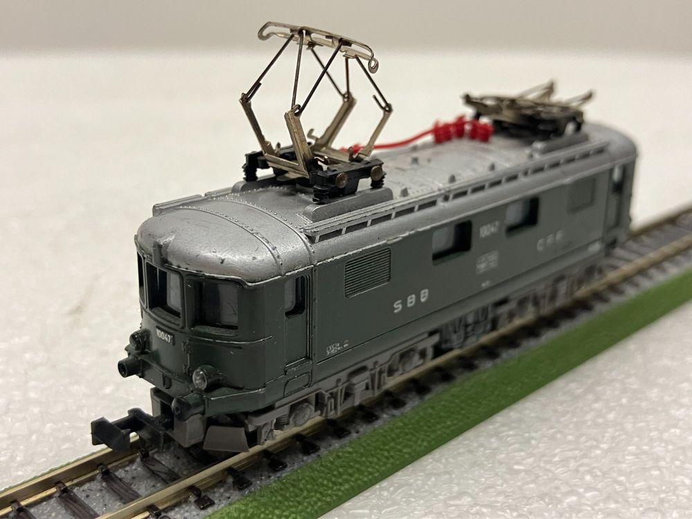 Lima Modelleisenbahnen: Lima N= Oldtimer-Lok Re 4/4I SBB 10047 HmBh Biel - grün – Gebraucht aus Thun von retoolinoo 3