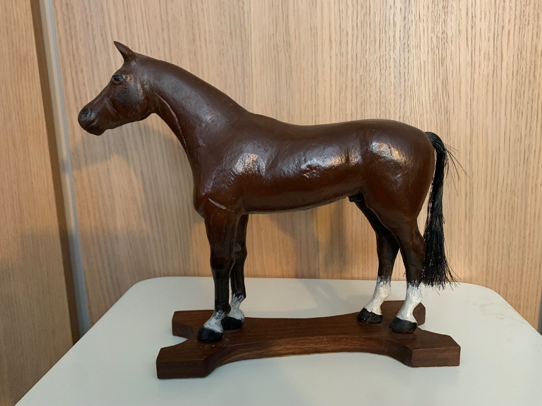 Statuette: Handgeschnitzes Holzpferd, ev. Brienzer Schnitzerei – Usato da Kloten venduto da petrol5555 1