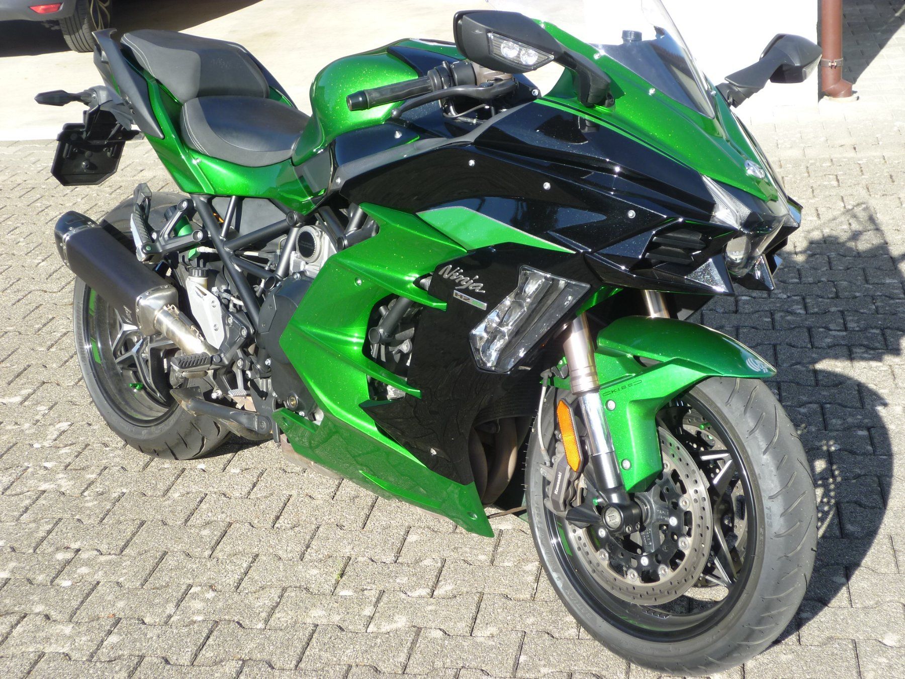 Kawasaki Touring: KAWASAKI NINJA H2 SX – Usato da Safenwil venduto da universum78