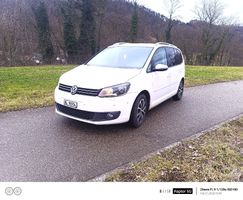 VW Touran 1.4 TSI, Jahr 2012, 201'602 km,