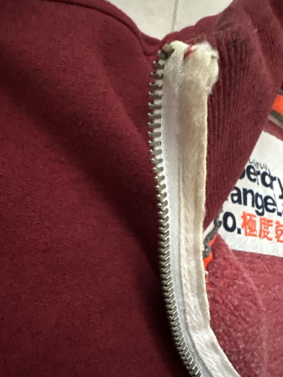 Superdry Giacche: Superdry Herren Jacke rot – Usato da Zug venduto da Hehe 3
