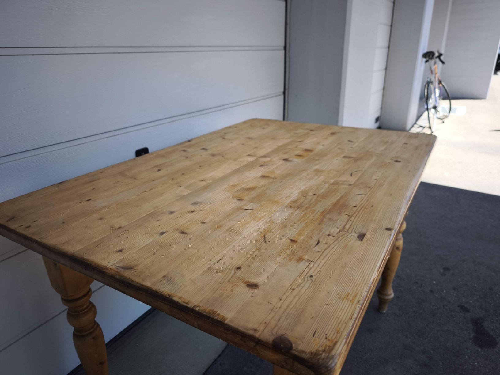 Tavoli: Hübscher Esstisch aus Holz – Usato da Winterthur venduto da Olaf4weiss 4