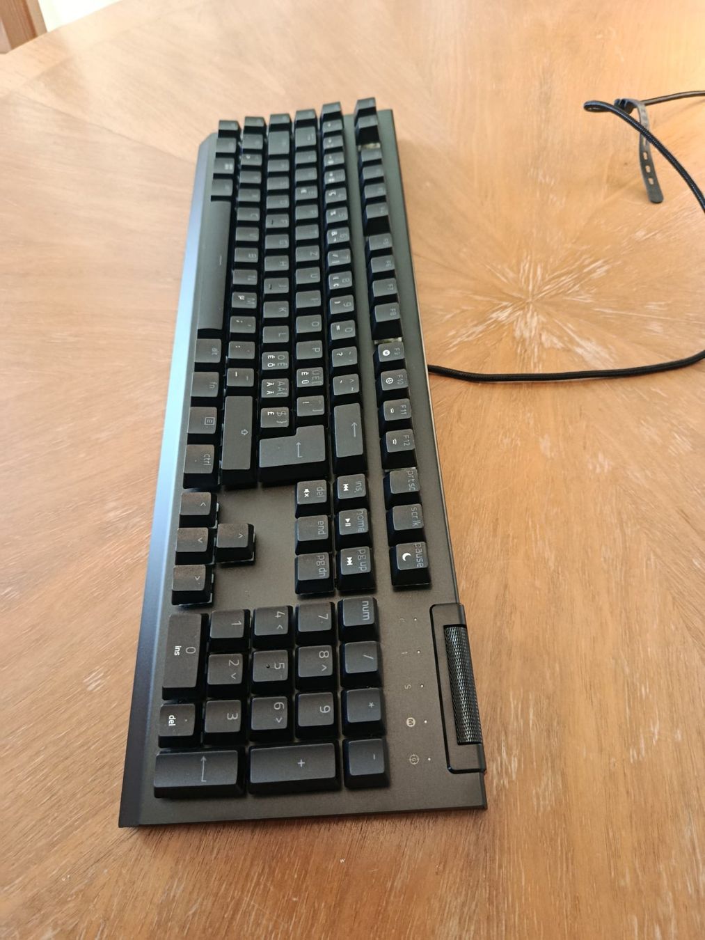 Razer Tastaturen: Razer Blackwidow V4 X (CH-Layout) – Neu (gemäss Beschreibung) aus Derendingen von nimbatus 1