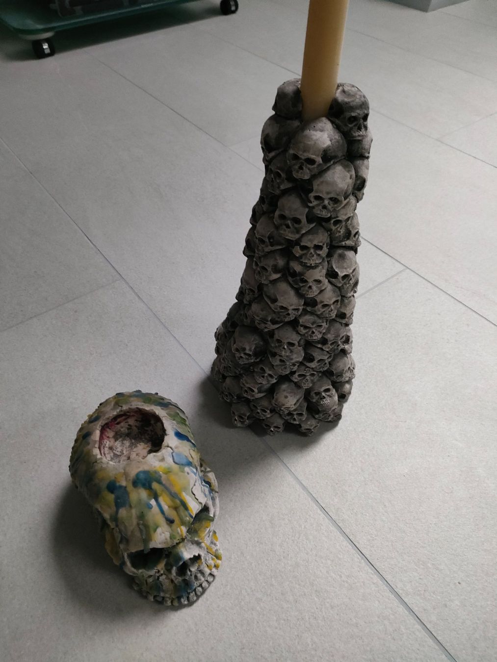 Portacandele: Kerzenständer Totenkopf – Usato da Aarburg venduto da Frys