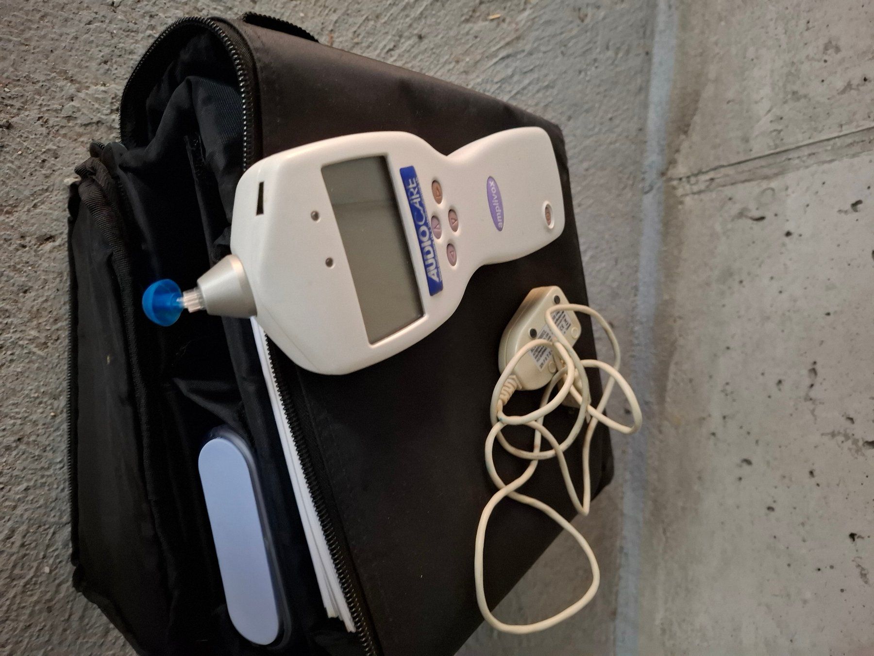 Appareils médicaux: Tympanometer Amplivox Otowave 102 – D'occasion à Davos Platz par bru_6gm7