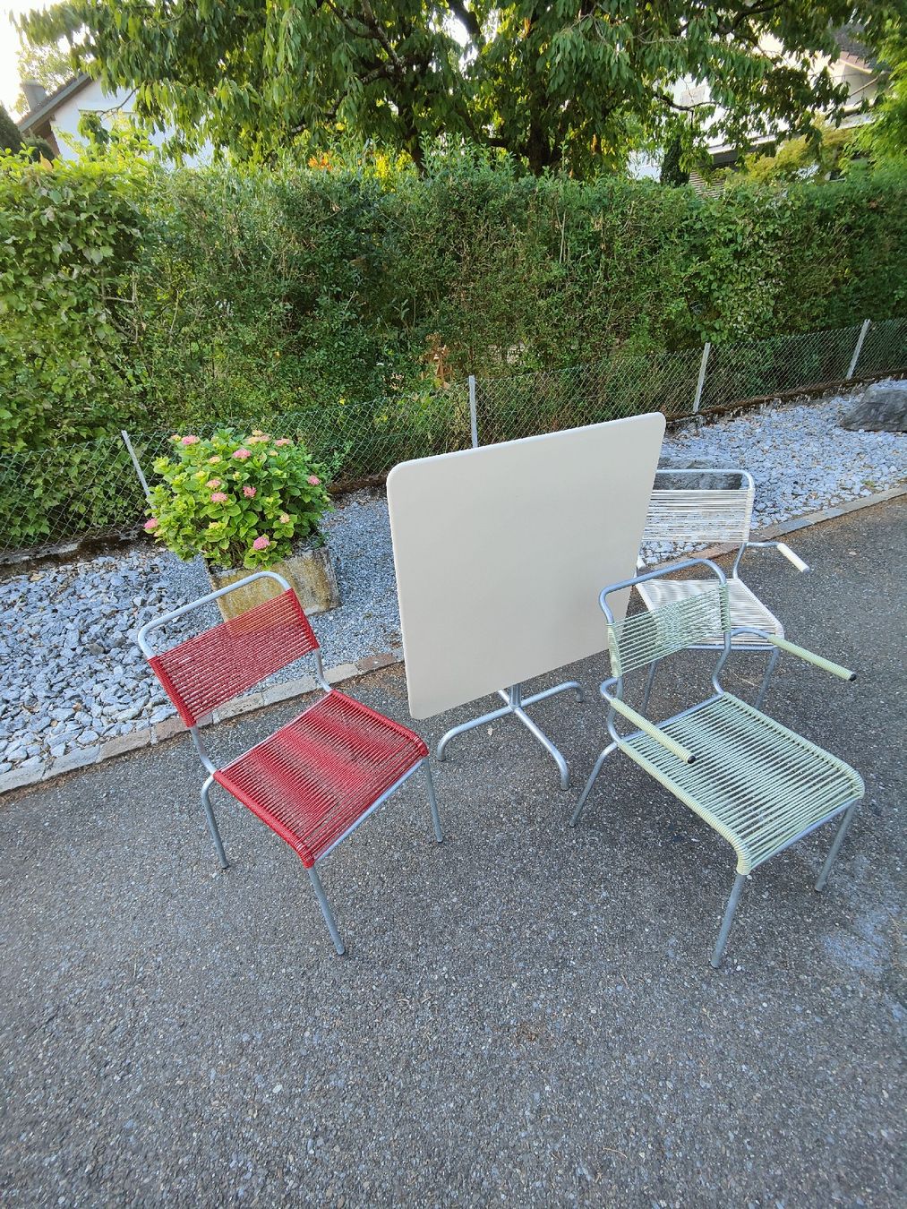 Tischset: Schaffner Bistro Tisch mit Spaghetti Stühle  – Neu (gemäss Beschreibung) aus Mellingen von Artrena 7