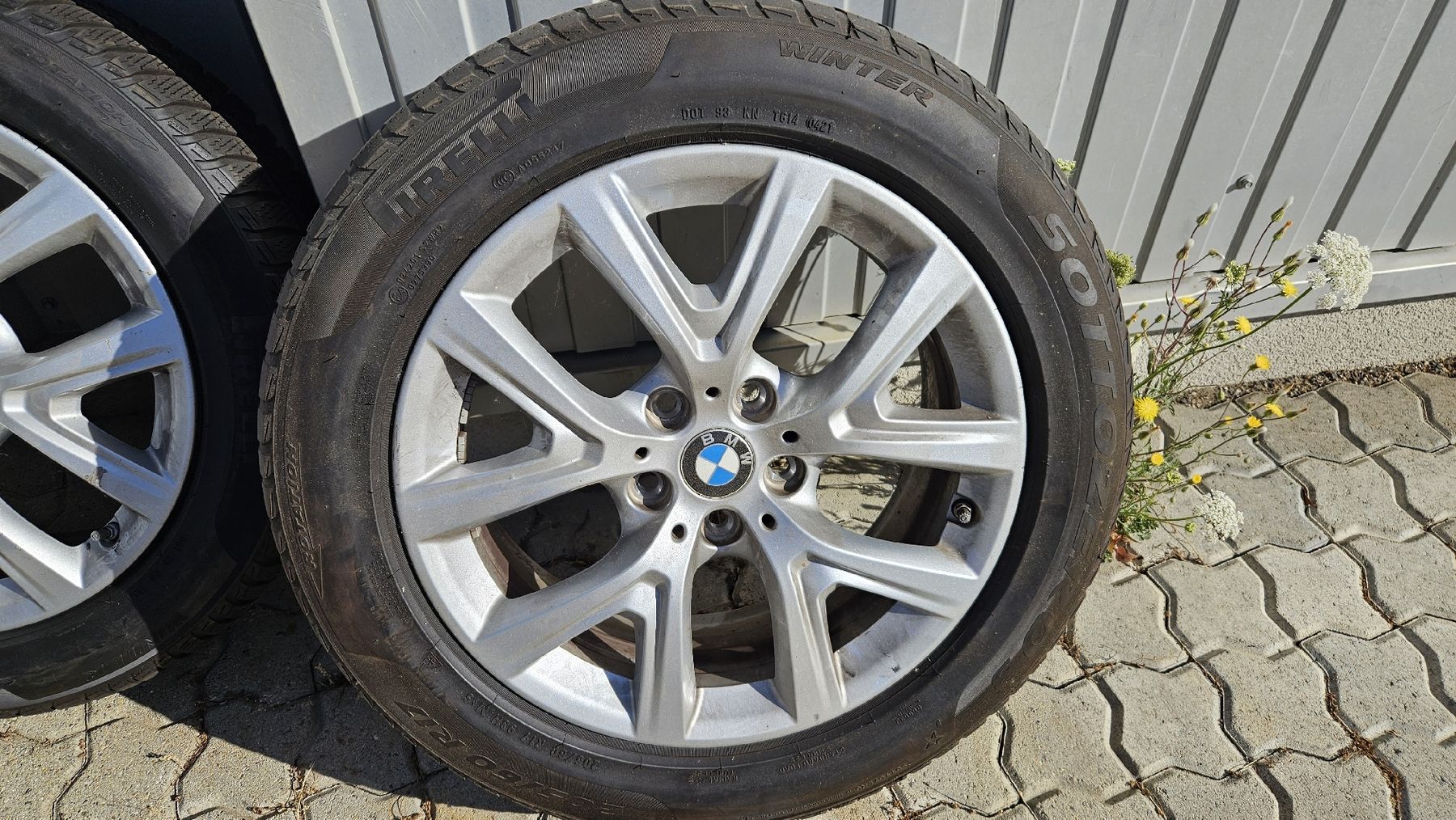 Pneus & Roues: BMW X1 Winterräder – D'occasion à Rafz par Rgoldwing 4
