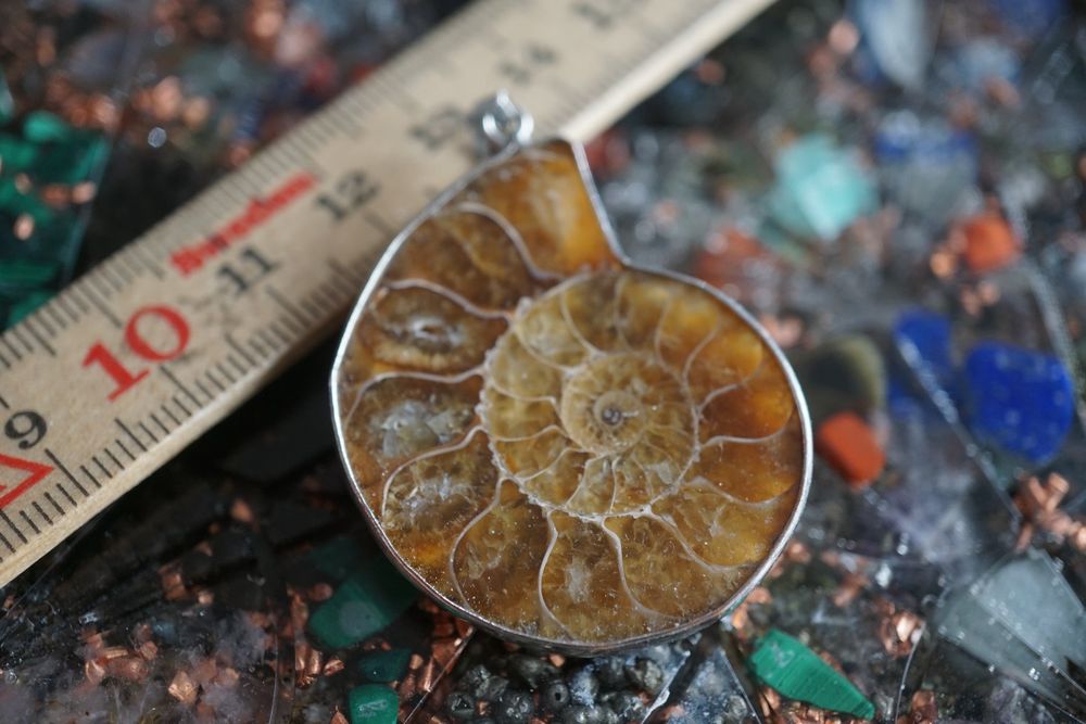 Kaufe 1 Stück Sechseckige Säule Edelstein Halskette Anhänger Heilkristall Amethyst Naturstein Lederband Kette Halsketten Für Damen Herren Schmuck 32 X 50 Mm Zum Preis Ab 2.58