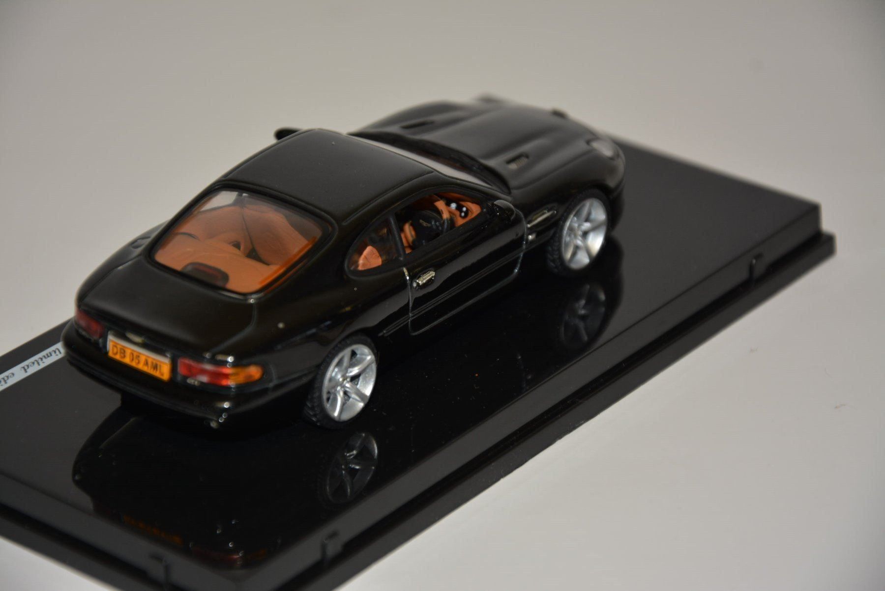 Aston Martin Modellini d'auto: Aston Martin DB7GT , Vitesse , 1:43 – Nuovo e nell'imballaggio originale da Goldach venduto da Feivel9 6