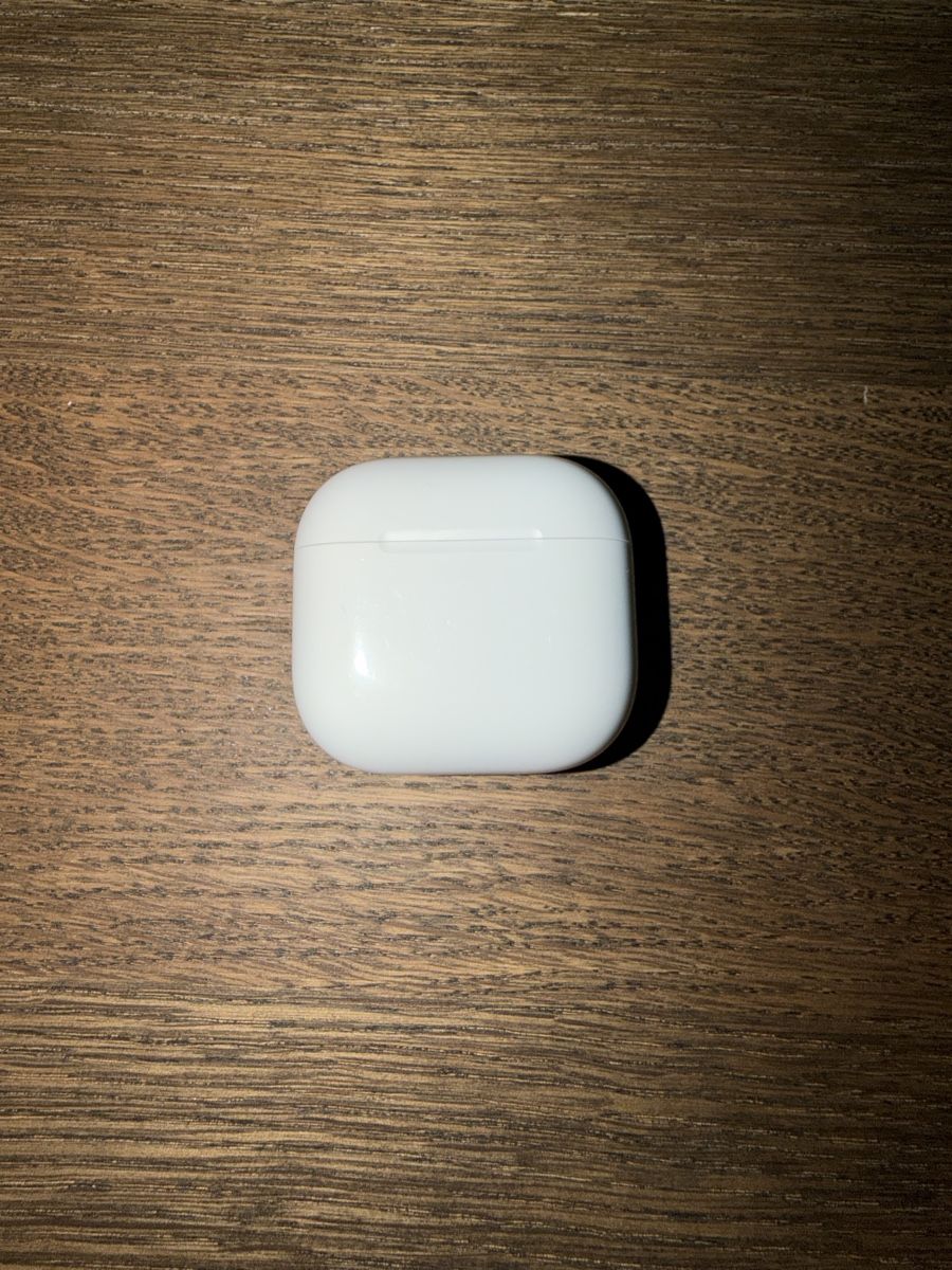 Apple Cuffie: AirPods 4 – Nuovo (secondo la descrizione) da St. Gallen venduto da bla_mhw2