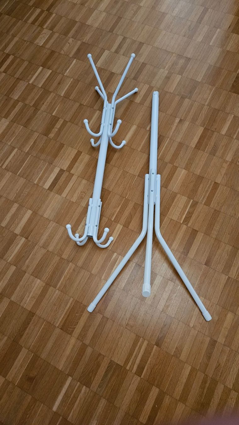 Garderobe: Kleiderständer weiss – Neu (gemäss Beschreibung) aus Root von Trinali 2