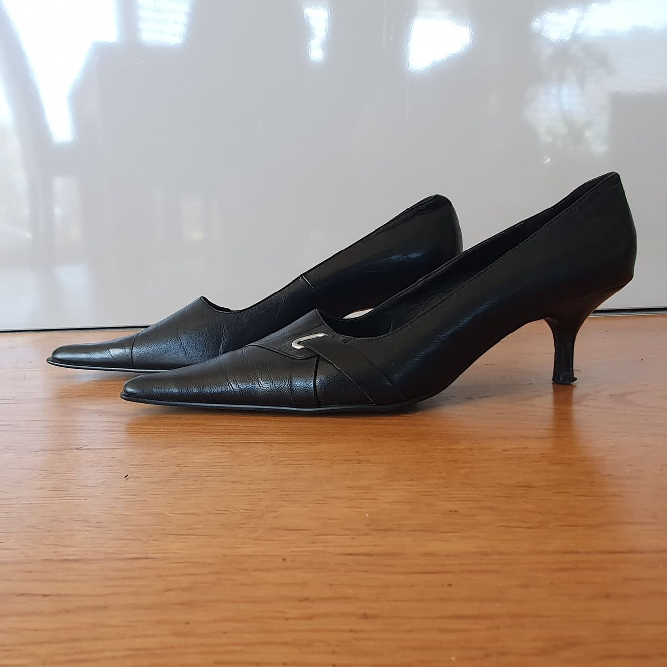 Scarpe da donna: Escarpins à talons en cuir- Bata- pointure 37 – Usato da boudry venduto da Let_20 4