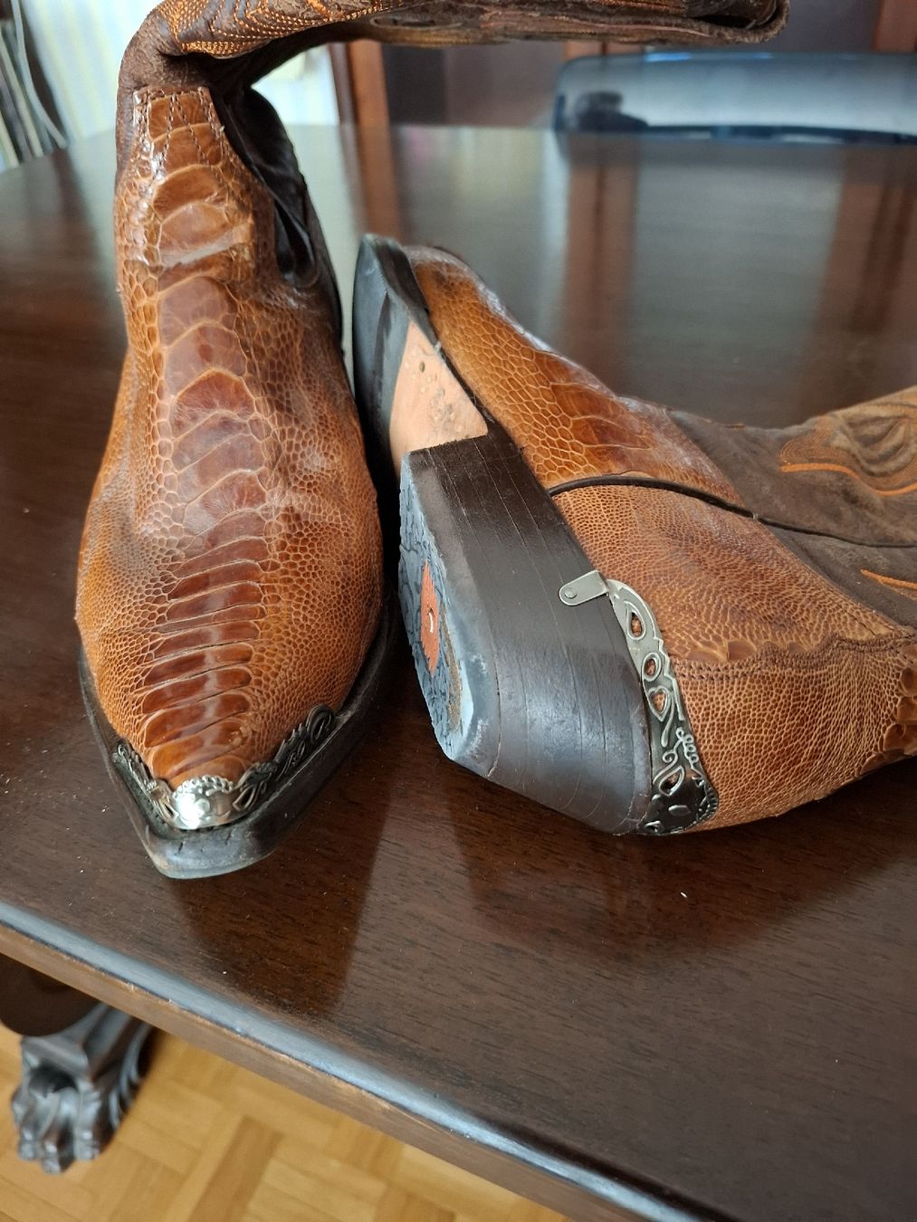 Scarpe da uomo: Bottes de Cowboy authentiques - Style unique, taille 43 env – Usato da LA TOUR-DE-PEILZ venduto da sim_77kp 2