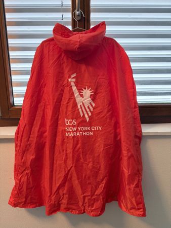 TCS New York City Marathon 2025 Finisher Poncho – Original
