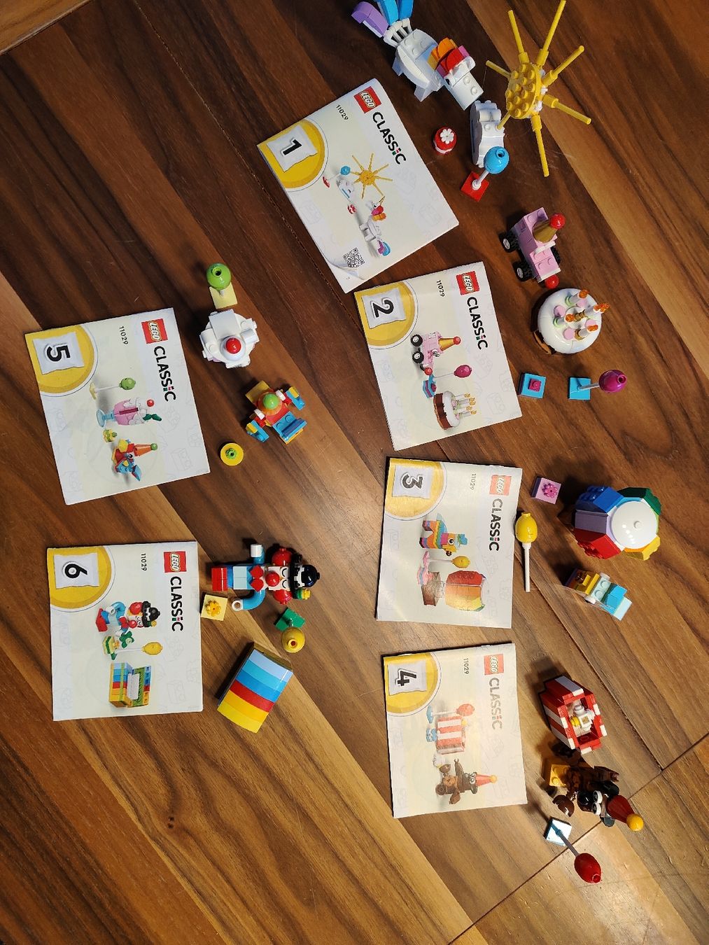 Lego Giocattoli: LEGO Classic 11029 Party-Set – Usato da Bäretswil venduto da Foif5 1