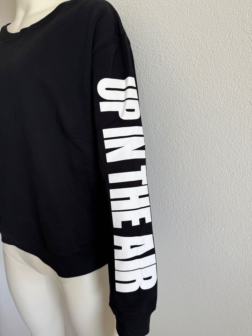 Sandro Maglioni & Felpe: Sandro Paris Sweatshirt – Nuovo (secondo la descrizione) da Winterthur venduto da 19.19 1