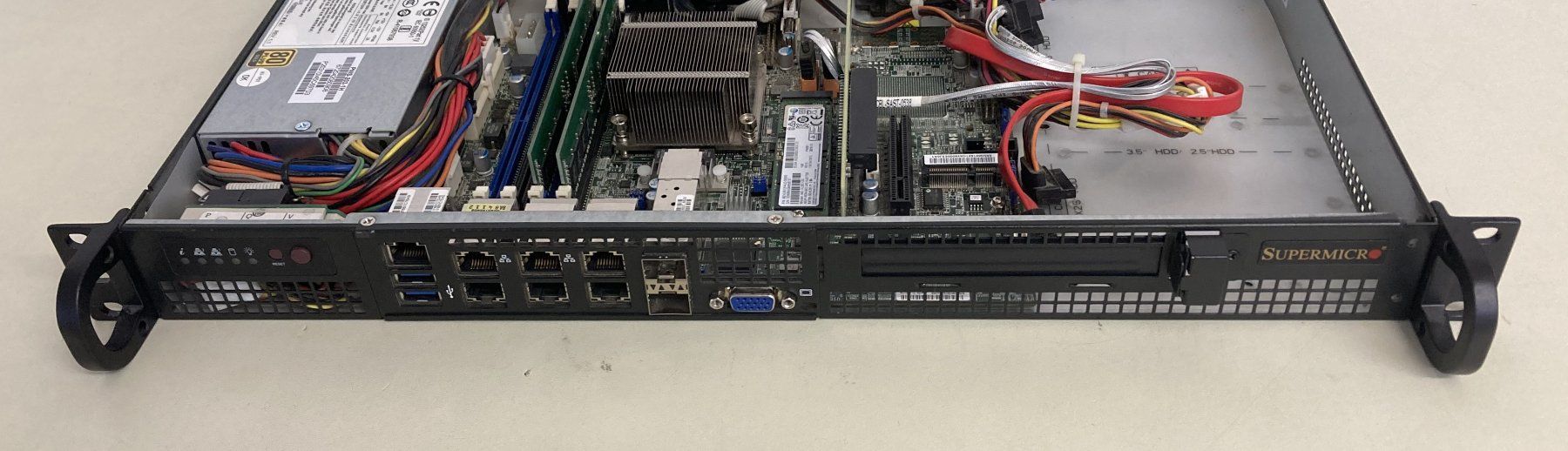 Supermicro Server: Supermicro Server – Usato da Willisau venduto da aronet 1