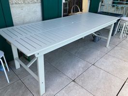 Table de jardin IKEA BONDHOLMEN 235 × 90 cm, comme neuve