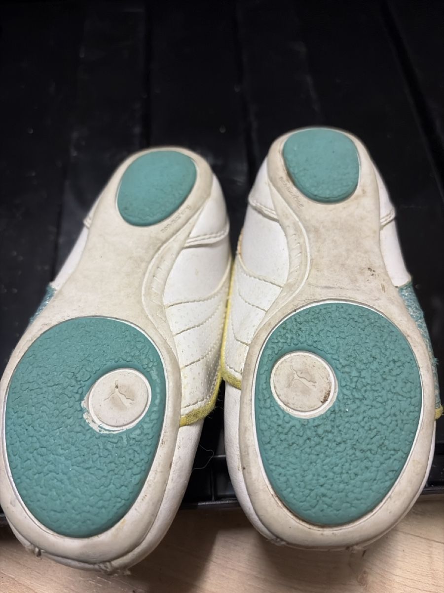 Puma Scarpe per ragazzi: Kinderschuh Puma Grösse 22 – Usato da Granges-Paccot venduto da Fwaeber 1