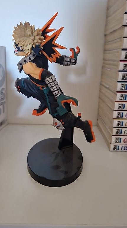 Figurines: Katsuki Bakugo - Figurine  – D'occasion à Palézieux-Village par oce_yc95 2